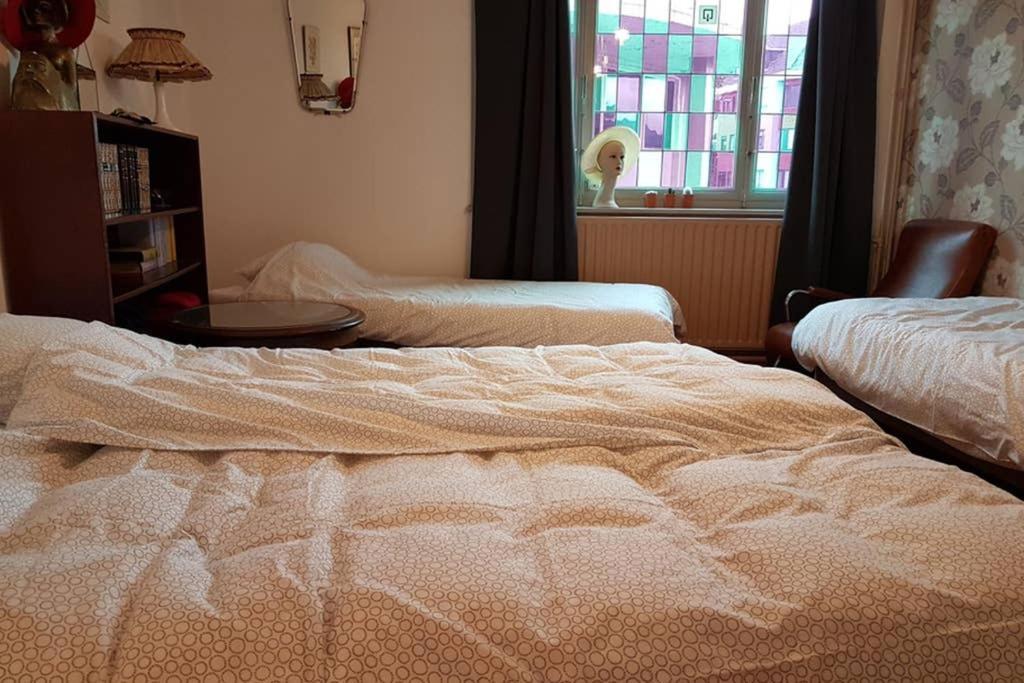 Vakantiewoning In Mol Centrum Met Eigen Bar "Casacuriosa" Eksteriør billede