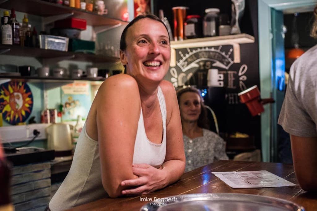 Vakantiewoning In Mol Centrum Met Eigen Bar "Casacuriosa" Eksteriør billede